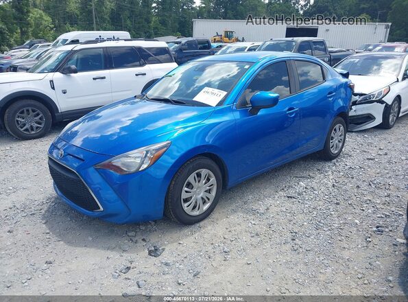 3MYDLBYV5KY527319 2019 TOYOTA YARIS Синий Передняя левая четверть
