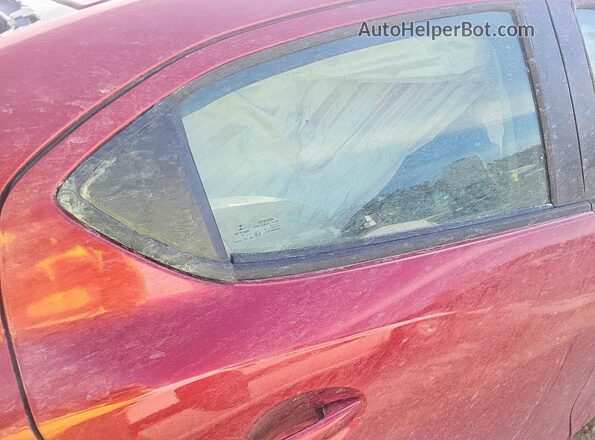 3MYDLBYV6GY104207 2016 TOYOTA YARIS Burgundy უკანა სავარძლების ხედი