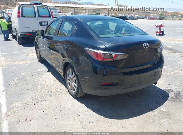 3MYDLBYV6HY160813 2017 TOYOTA YARIS IA Black Հետևի ձախ