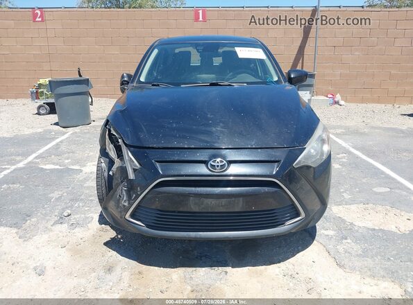 3MYDLBYV6HY160813 2017 TOYOTA YARIS IA Black Սարքավորումների վահանակի տեսք