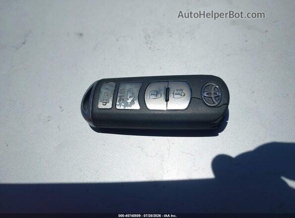 3MYDLBYV6HY160813 2017 TOYOTA YARIS IA Black Առջևի վահանակի տեսք