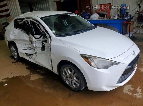 3MYDLBYV6HY164439 2017 TOYOTA YARIS White წინა მარჯვენა