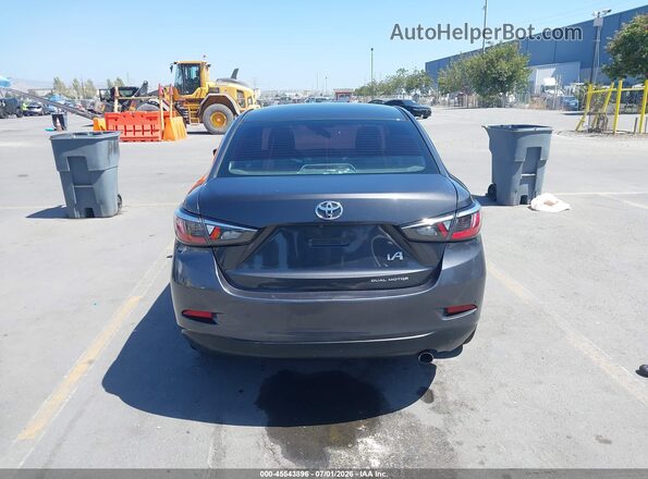 3MYDLBYV6HY186022 2017 TOYOTA YARIS IA Gray 