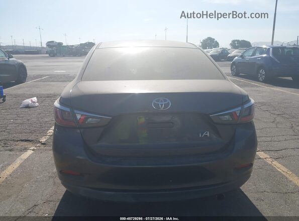 3MYDLBYV6JY317780 2018 TOYOTA YARIS IA Brown 