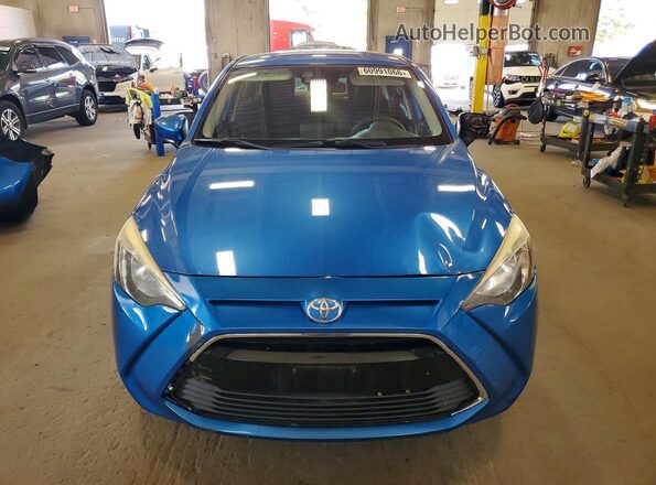 3MYDLBYV7HY162375 2017 TOYOTA YARIS Blue Front view