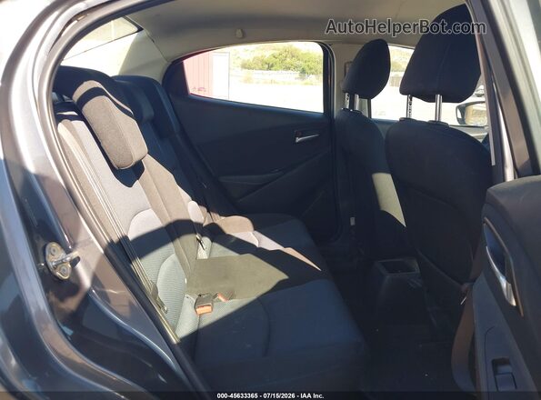 3MYDLBYV7HY165065 2017 TOYOTA YARIS IA Gray Вид наклейки з VIN-кодом