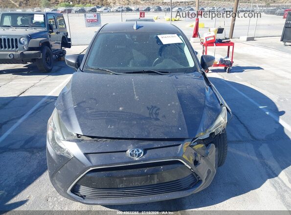 3MYDLBYV7HY165065 2017 TOYOTA YARIS IA Gray Вид щитка приладів