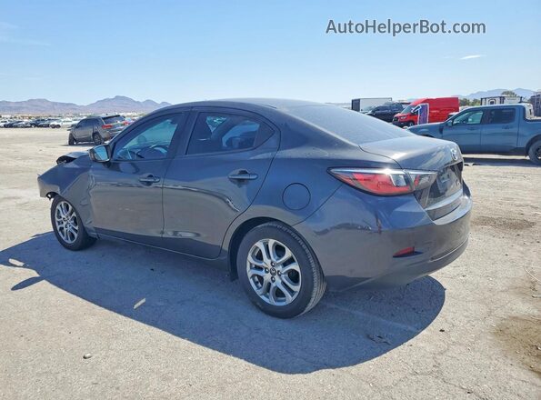 3MYDLBYV7HY174252 2017 TOYOTA YARIS Silver უკანა მარცხენა