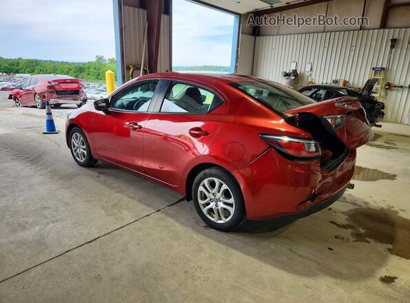 3MYDLBYV7HY179905 2017 TOYOTA YARIS Burgundy Trasero izquierdo