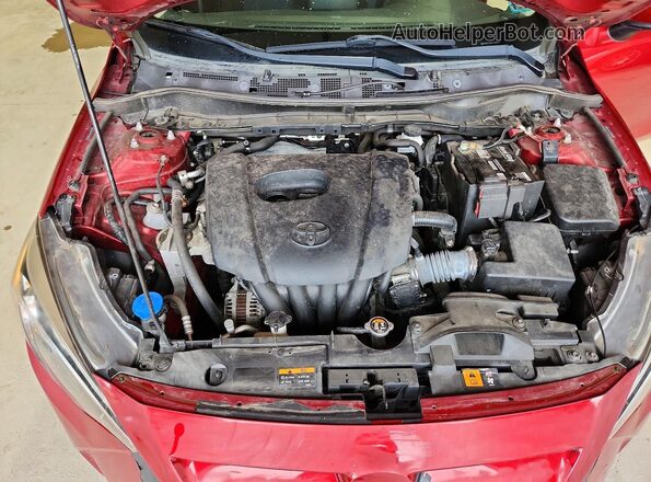 3MYDLBYV7HY179905 2017 TOYOTA YARIS Burgundy Vista interior trasera