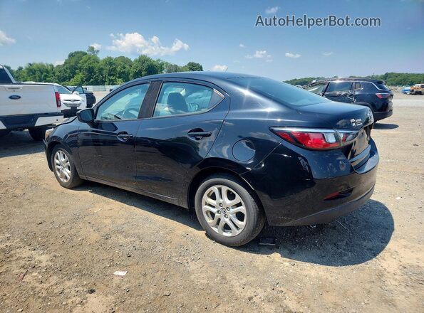 3MYDLBYV7JY306254 2018 TOYOTA YARIS Black უკანა მარცხენა