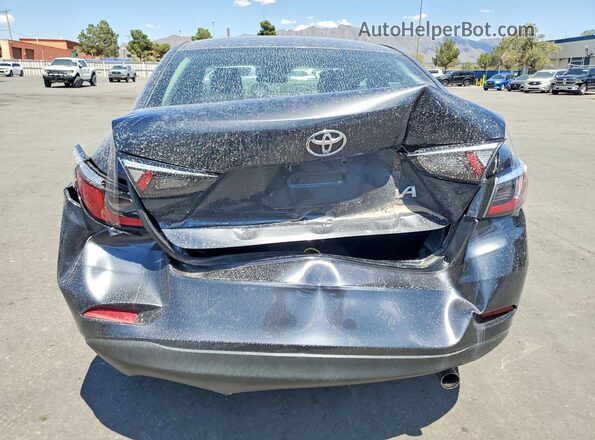3MYDLBYV7JY311325 2018 TOYOTA YARIS Серый Вид сзади