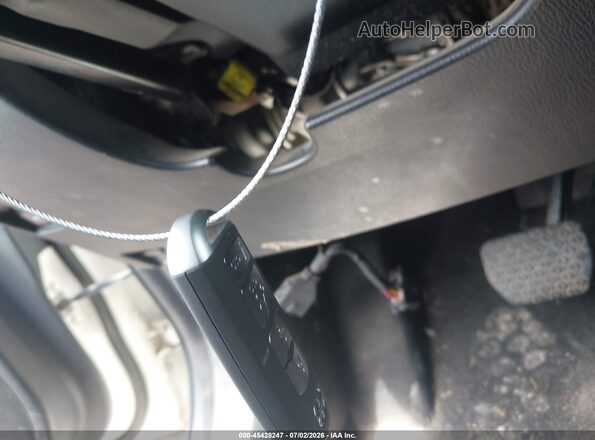 3MYDLBYV8JY307445 2018 TOYOTA YARIS IA White Առջևի վահանակի տեսք