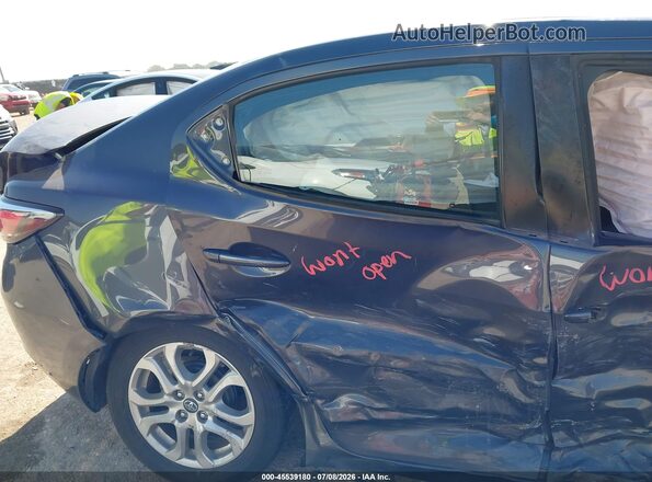 3MYDLBYV8JY316551 2018 TOYOTA YARIS IA Black Vista de la etiqueta del VIN