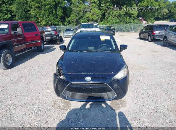 3MYDLBYV8JY319479 2018 TOYOTA YARIS IA Black Вид задньої частини салону