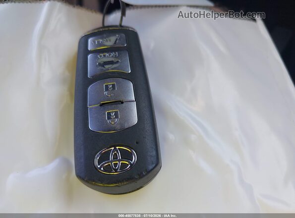 3MYDLBYV8JY319479 2018 TOYOTA YARIS IA Black Вид панелі приладів