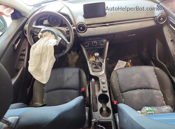 3MYDLBYV8KY512121 2019 TOYOTA YARIS Серый Вид панели приборов