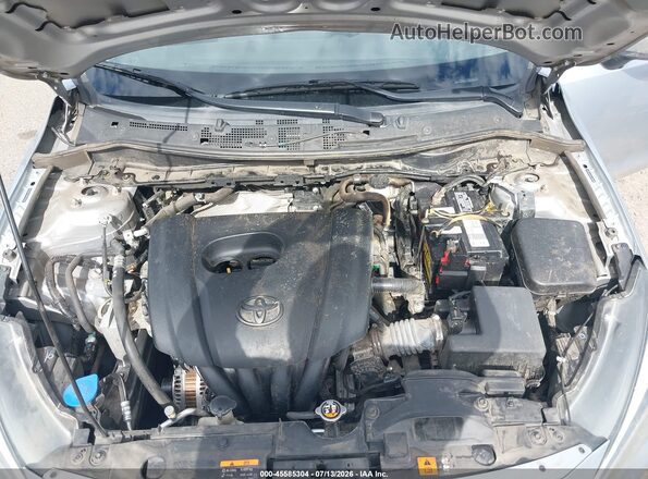 3MYDLBYV9HY153029 2017 TOYOTA YARIS IA Silver უკანა ხედი