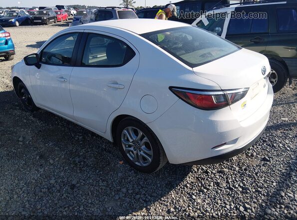 3MYDLBYV9HY176293 2017 TOYOTA YARIS IA White უკანა მარცხენა