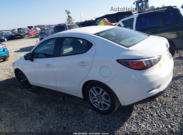 3MYDLBYV9HY176293 2017 TOYOTA YARIS IA White სალონის 360-გრადუსიანი ხედი