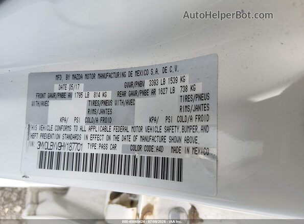 3MYDLBYV9HY187701 2017 TOYOTA YARIS IA White ძრავის განყოფილების ხედი