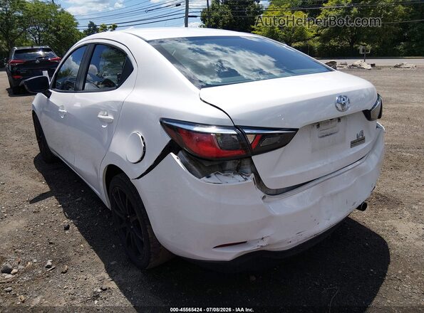 3MYDLBYV9HY187701 2017 TOYOTA YARIS IA White წინა ხედი