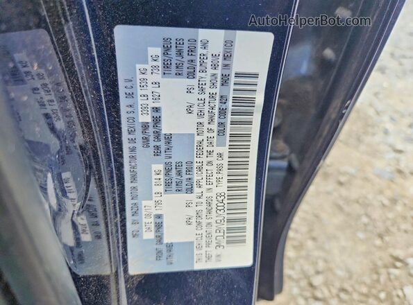 3MYDLBYV9JY300438 2018 TOYOTA YARIS Синий Вид подкапотного пространства