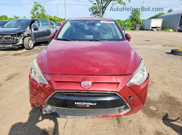 3MYDLBYV9JY308250 2018 TOYOTA YARIS Red Widok z przodu