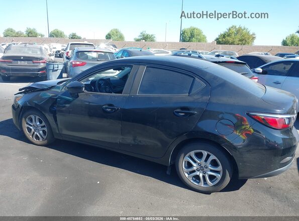 3MYDLBYV9JY316199 2018 TOYOTA YARIS IA Black Vista interior de 360 grados
