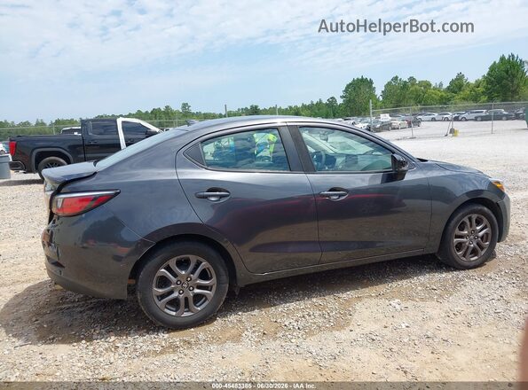 3MYDLBYV9KY507493 2019 TOYOTA YARIS Gray სალონის 360-გრადუსიანი ხედი
