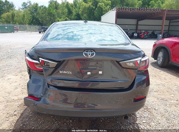 3MYDLBYV9KY507493 2019 TOYOTA YARIS Gray 
