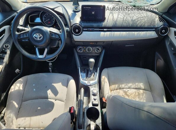 3MYDLBYV9KY527520 2019 TOYOTA YARIS Blue Dashboard view