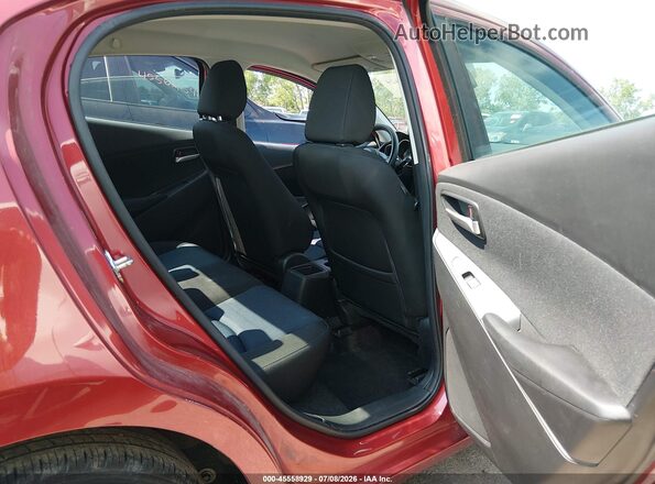3MYDLBYV9LY715942 2020 TOYOTA YARIS Red Vista de la etiqueta del VIN