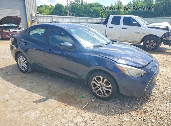 3MYDLBYVXHY151211 2017 TOYOTA YARIS Blue Delantero derecho