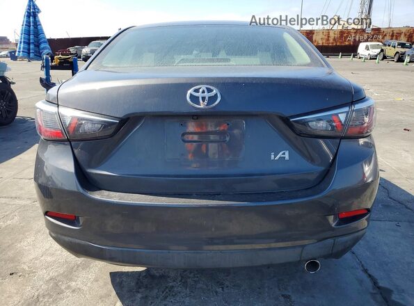 3MYDLBYVXHY152732 2017 TOYOTA YARIS Gray Widok z tyłu