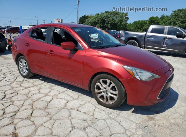 3MYDLBYVXHY184273 2017 TOYOTA YARIS Red Առջևի աջ