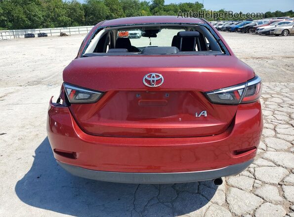 3MYDLBYVXHY184273 2017 TOYOTA YARIS Red Հետևի տեսք