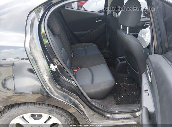 3MYDLBYVXHY196049 2017 TOYOTA YARIS IA Black VIN կոդի պիտակի տեսք