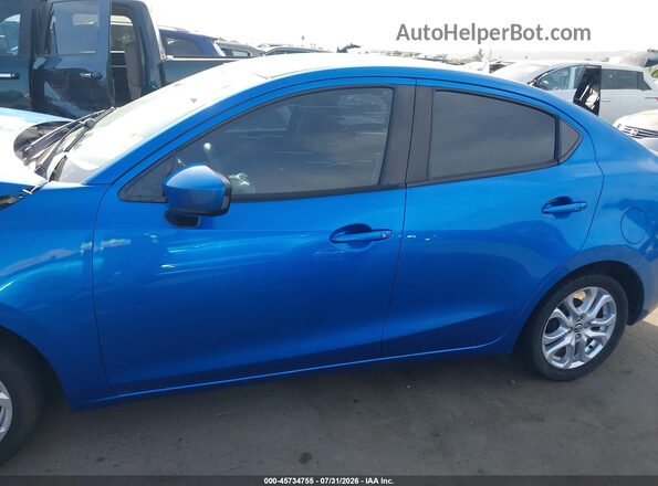 3MYDLBYVXJY301128 2018 TOYOTA YARIS IA Blue Widok wnętrza 360 stopni