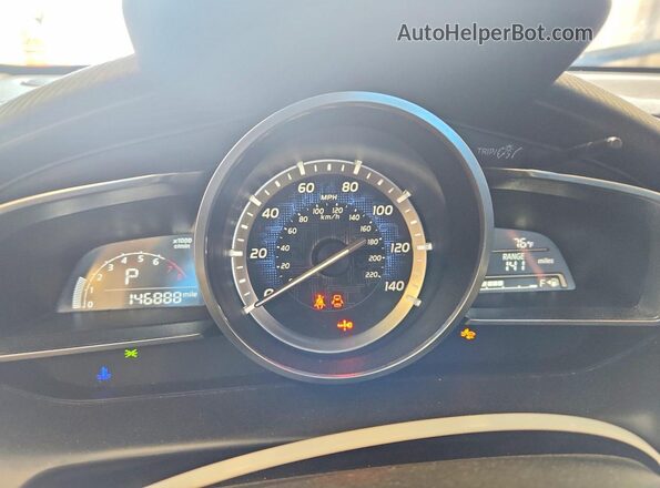 3MYDLBYVXJY310489 2018 TOYOTA YARIS Blue Instrument cluster view