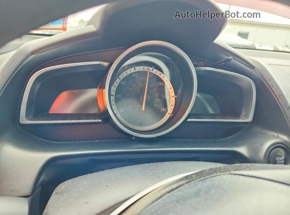 3MYDLBYVXJY326255 2018 TOYOTA YARIS Red Instrument cluster view