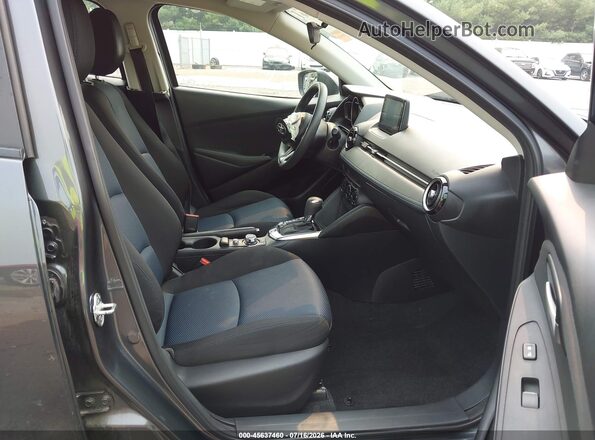 3MYDLBYVXKY508068 2019 TOYOTA YARIS Серый Вид салона спереди