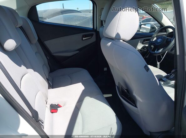 3MYDLBYVXKY513805 2019 TOYOTA YARIS White VIN sticker view