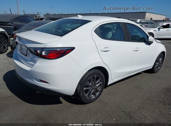 3MYDLBYVXKY513805 2019 TOYOTA YARIS White Rear right