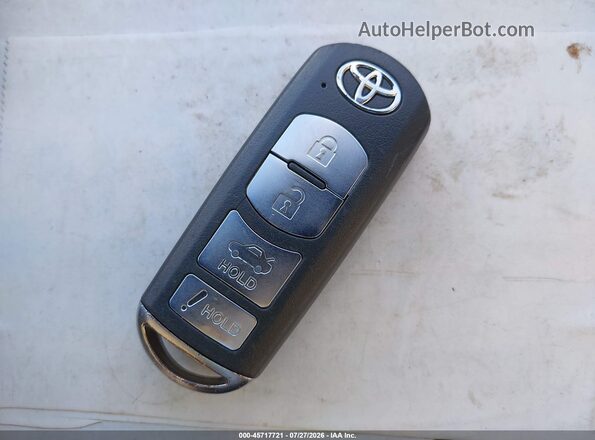3MYDLBYVXKY520849 2019 TOYOTA YARIS White Առջևի վահանակի տեսք