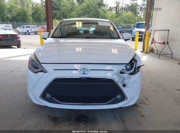 3MYDLBYVXKY520849 2019 TOYOTA YARIS White Սարքավորումների վահանակի տեսք