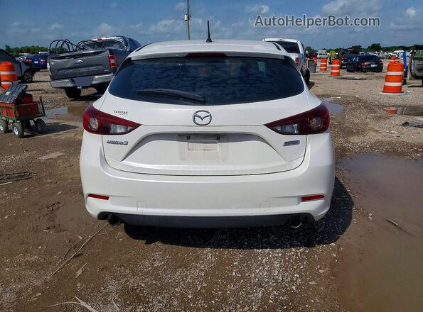 3MZBN1K71HM102844 2017 MAZDA 3 White Rear view
