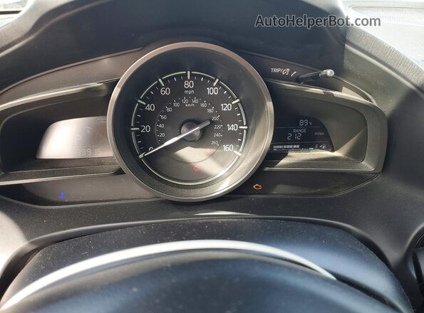 3MZBN1K71HM102844 2017 MAZDA 3 White Instrument cluster view