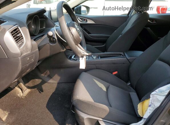 3MZBN1K79JM204575 2018 MAZDA 3 Gray Widok wnętrza z przodu