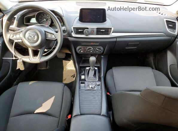 3MZBN1K79JM204575 2018 MAZDA 3 Gray Widok deski rozdzielczej
